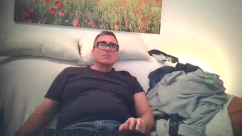 Snapshot of sexurbation chatting on 12.16.24 Sexurbation online show from 12.16.24