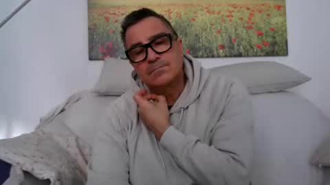 Snapshot of sexurbation chatting on 02.16.25 Sexurbation online show from 02.16.25