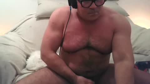 Snapshot of sexurbation chatting on 10.10.25 Sexurbation online show from 10.10.25