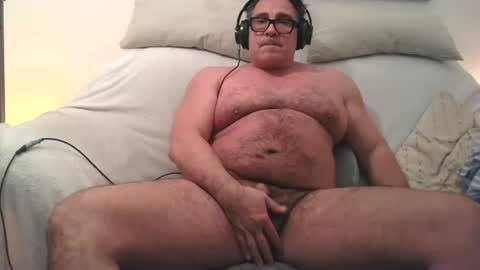 Snapshot of sexurbation chatting on 10.20.25 Sexurbation online show from 10.20.25