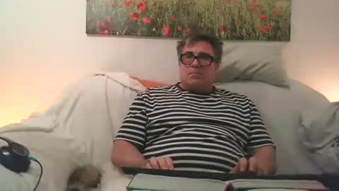 Snapshot of sexurbation chatting on 11.04.25 Sexurbation online show from 11.04.25