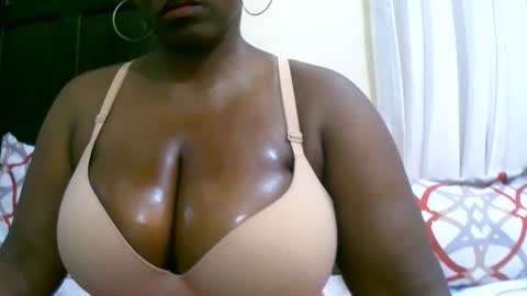 sexxi_ebony online show from 10.01.25