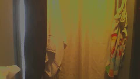 Snapshot of sexxileeah42o chatting on 06.07.26 Leeah CloudZzz online show from 06.07.26