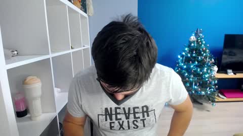 Snapshot of sexxxdickbig chatting on 01.04.25 Tommy online show from 01.04.25