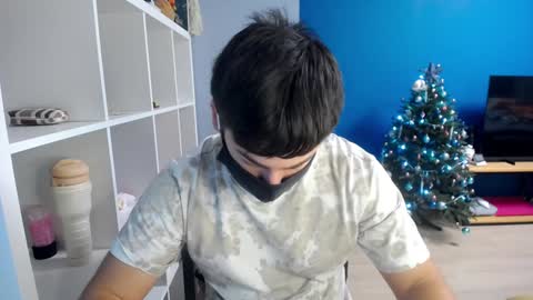 Snapshot of sexxxdickbig chatting on 01.08.25 Tommy online show from 01.08.25