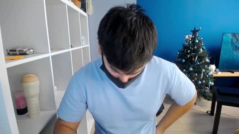 Snapshot of sexxxdickbig chatting on 01.14.25 Tommy online show from 01.14.25