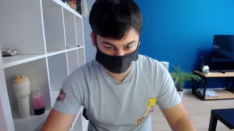 Snapshot of sexxxdickbig chatting on 01.22.25 Tommy online show from 01.22.25