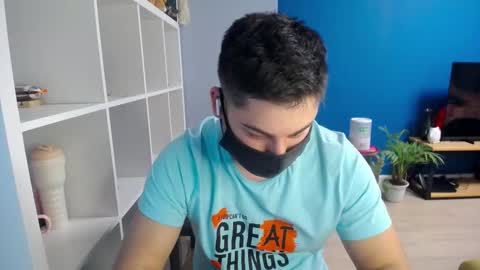 Snapshot of sexxxdickbig chatting on 02.09.25 Tommy online show from 02.09.25