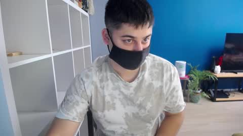Snapshot of sexxxdickbig chatting on 02.12.25 Tommy online show from 02.12.25