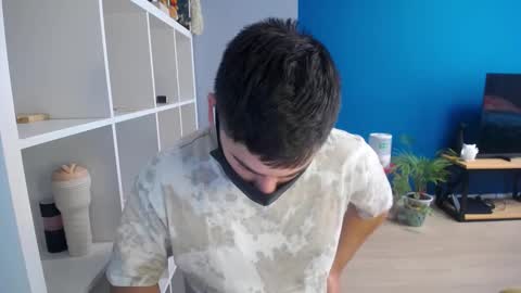 Snapshot of sexxxdickbig chatting on 02.15.25 Tommy online show from 02.15.25