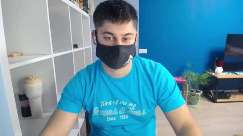 Snapshot of sexxxdickbig chatting on 02.15.25 Tommy online show from 02.15.25