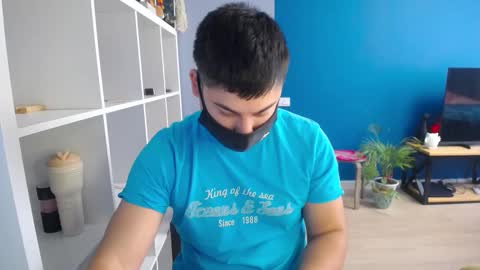 Snapshot of sexxxdickbig chatting on 02.16.25 Tommy online show from 02.16.25