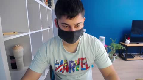 Snapshot of sexxxdickbig chatting on 02.17.25 Tommy online show from 02.17.25