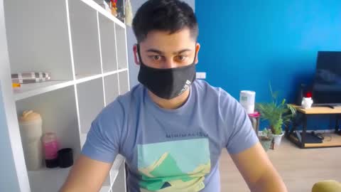 Snapshot of sexxxdickbig chatting on 02.22.25 Tommy online show from 02.22.25