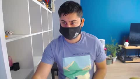 Snapshot of sexxxdickbig chatting on 02.23.25 Tommy online show from 02.23.25
