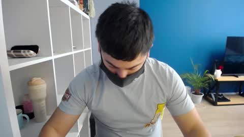 Snapshot of sexxxdickbig chatting on 03.01.25 Tommy online show from 03.01.25