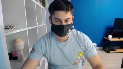Snapshot of sexxxdickbig chatting on 03.01.25 Tommy online show from 03.01.25