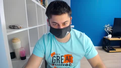 Snapshot of sexxxdickbig chatting on 03.08.25 Tommy online show from 03.08.25