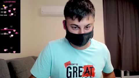 Snapshot of sexxxdickbig chatting on 09.19.25 Tommy online show from 09.19.25