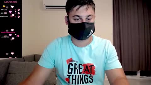 Snapshot of sexxxdickbig chatting on 09.22.25 Tommy online show from 09.22.25