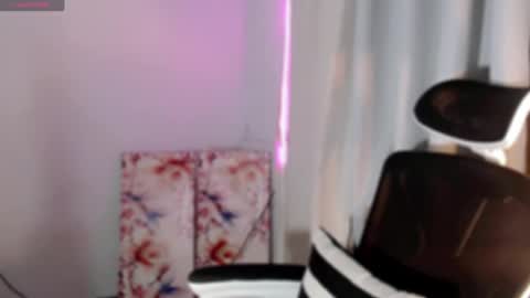 Snapshot of sexxxy_caroline chatting on 07.21.26 sexxxy_caroline online show from 07.21.26