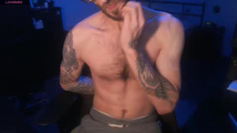 Snapshot of sexxxysiul chatting on 10.29.25 SiuL online show from 10.29.25