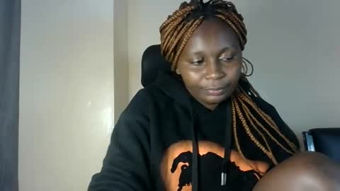 sexxy_amira online show from 10.12.25