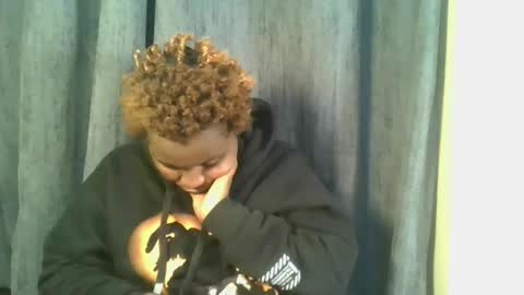 sexxy_amira online show from 10.26.25