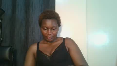 sexxy_amira online show from 10.29.25