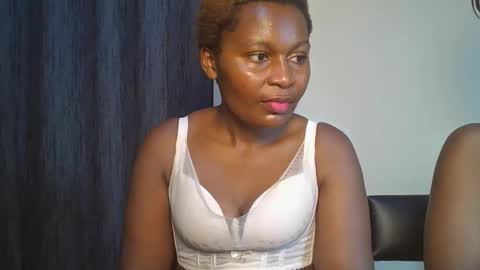 sexxy_amira online show from 11.26.25