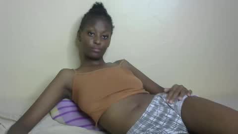 Snapshot of sexxy_bum23 chatting on 02.12.25 sexxy bum online show from 02.12.25