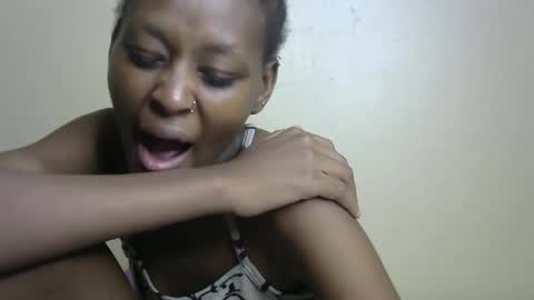 Snapshot of sexxy_bum23 chatting on 02.25.25 sexxy bum online show from 02.25.25