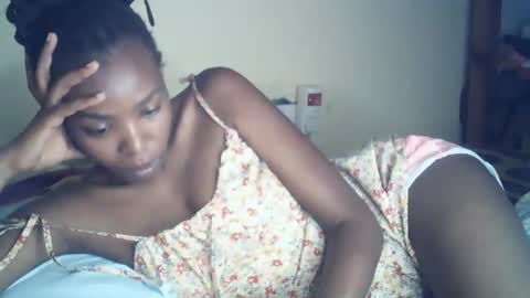 Snapshot of sexxy_curvy23 chatting on 05.18.26 sexxy_curvy23 online show from 05.18.26