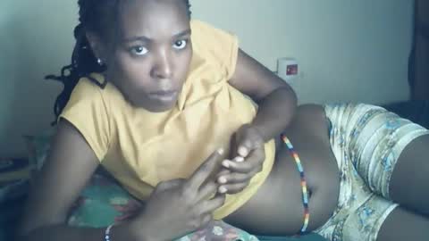 Snapshot of sexxy_curvy23 chatting on 06.03.26 sexxy_curvy23 online show from 06.03.26