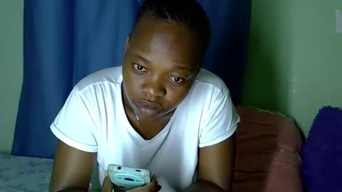 Snapshot of sexxybuttie chatting on 09.15.25 African Queen online show from 09.15.25