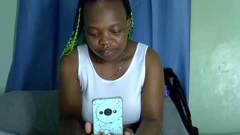 Snapshot of sexxybuttie chatting on 10.16.25 African Queen online show from 10.16.25