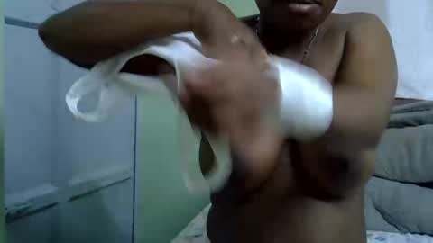 African Queen online show from 11.04.25