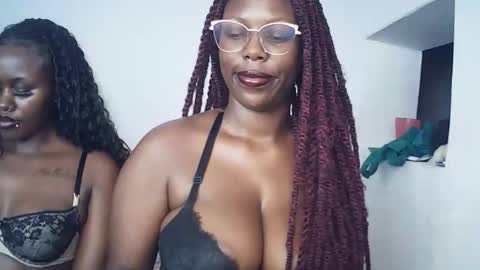 Snapshot of sexxydivah chatting on 03.06.26 sexxydivah online show from 03.06.26