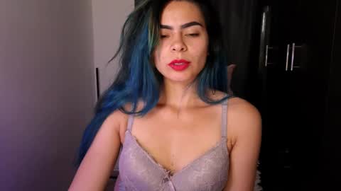 Snapshot of sexxylady__ chatting on 09.09.25 Angie online show from 09.09.25