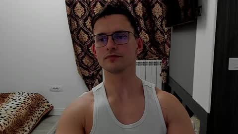 Sexxymuscles4U online show from 02.14.25