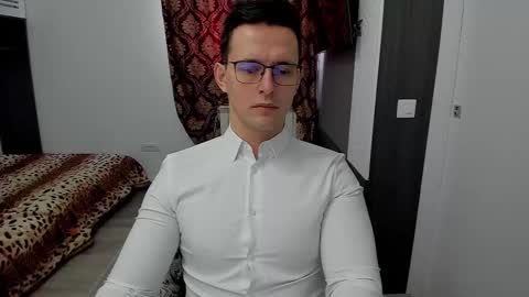 Sexxymuscles4U online show from 02.24.25