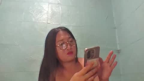 Snapshot of sexy_akira50 chatting on 11.19.25 Akira online show from 11.19.25