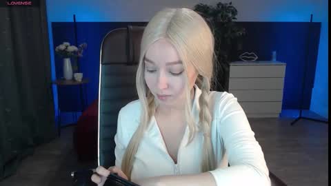 Alexia online show from 11.18.25