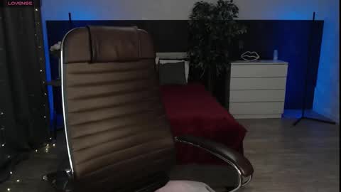 Alexia online show from 11.19.25