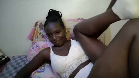 Snapshot of sexy_alia1 chatting on 02.25.26 sexy_alia1 online show from 02.25.26