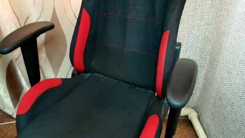 Jessica  Face only in pvt or in snapchat Dont ask more.... online show from 03.05.26