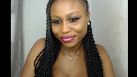 Snapshot of sexy_badgirl2 chatting on 09.20.25 Sexy blackgirl2 online show from 09.20.25
