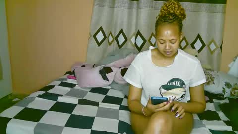 sexy_bluegirl online show from 10.24.25