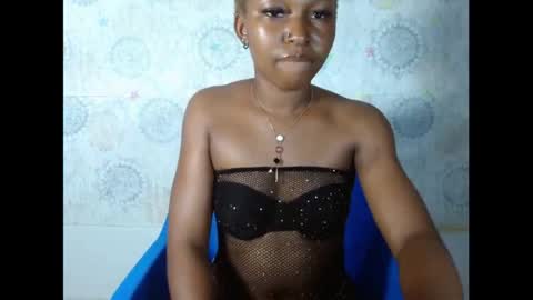 Snapshot of sexy_bluey247 chatting on 09.13.25 sexy_bluey247 online show from 09.13.25