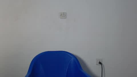 sexy_bluey247 online show from 04.08.26